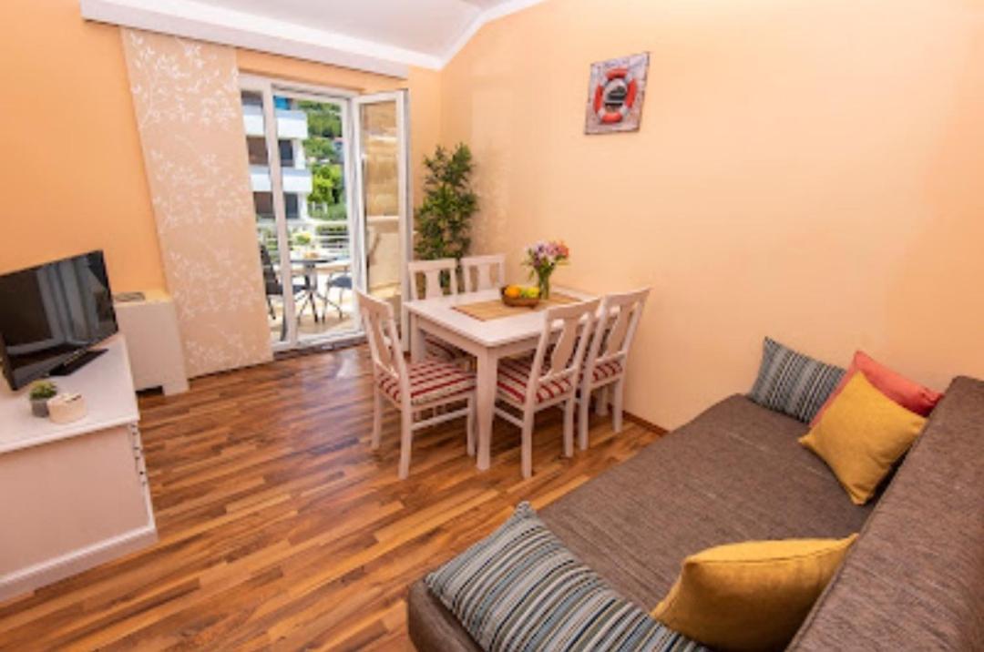 Apartmani Dubrava Podstrana Exterior photo